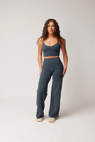 SIGNATURE STRAIGHT LEG PANTS (REG) - MIDNIGHT
