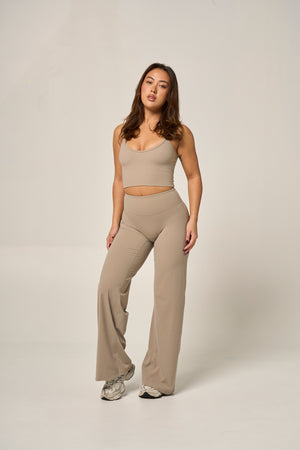 SIGNATURE STRAIGHT LEG PANTS (REG) - VINTAGE KHAKI