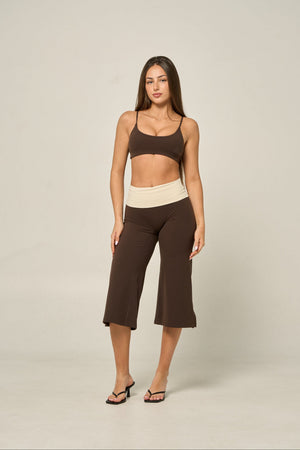 FOLD OVER CAPRIS - ESPRESSO/BONE