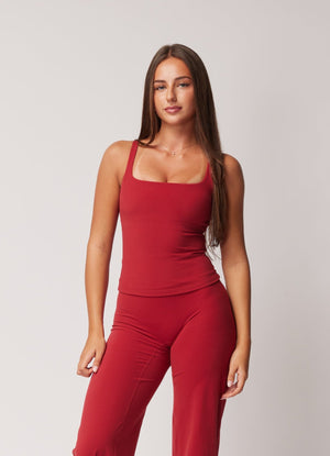 SIGNATURE STAPLE TANK - CHERRY RED
