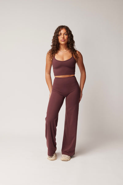 SIGNATURE STRAIGHT LEG PANTS (REG) - WINE